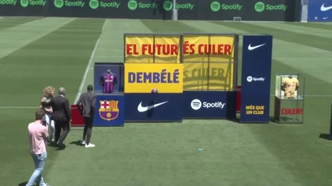 Dembélé, Barça draw line under uncertainty with new contract, Barcelona, ES - 14 Stock Footage 204159962