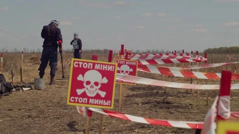 A deminers is working on mined field in Ukraine 库存影片 240208474