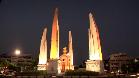 The Democracy Monument in the Early Evening Light Stock-Footage 327892579