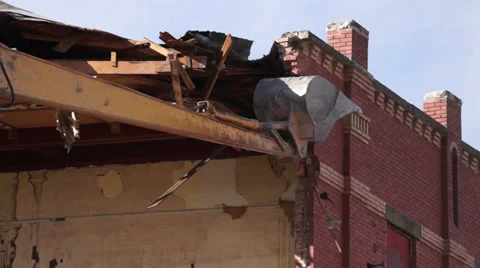 Demolition old building Stock Footage 35484169