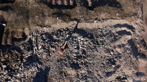 Demolition of an old factory 库存影片 219955809