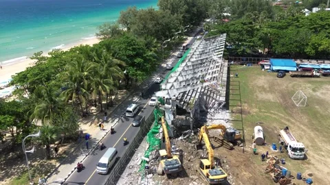 Demolition of the old stadium on Karon beach, demolition 库存影片 258144762