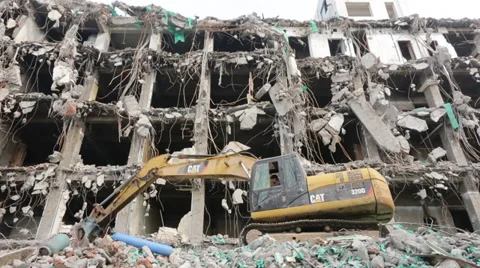 Demolition on the ruins of a building Stock Footage 35365015