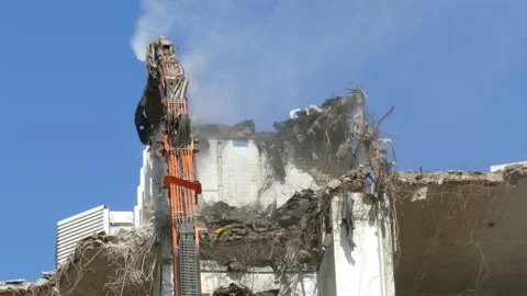 Demolition shears; demolition excavator Video stock 227300489