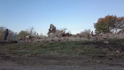 Demolition of vintage building Stock Footage 219407077