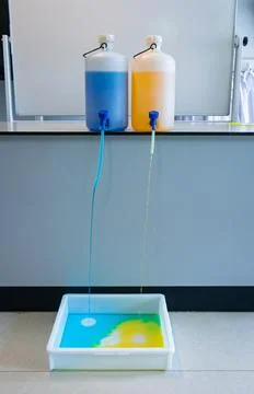 Demonstration of the subject of pressure in physics class Stock Photos