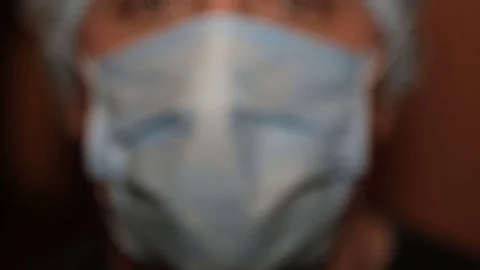 Demonstration of temperature on the thermometer Stock Footage 73440558