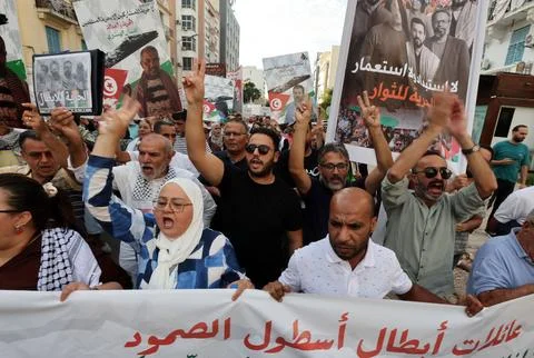 Demonstration in Tunis in support of detainees of the Sumud Flotilla, Tunisia -  Stock Photos