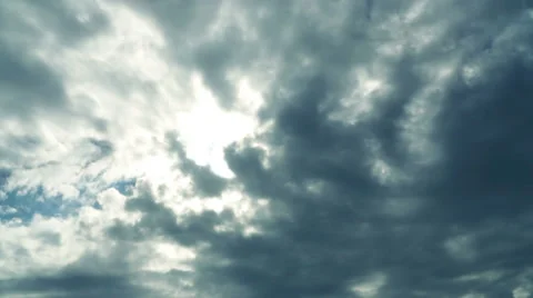 Dense Clouds Stockbeeldmateriaal 32664960