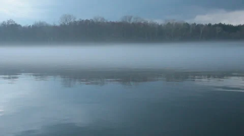 Dense fog on river in the evening (FULL HD) Video stock 37201633
