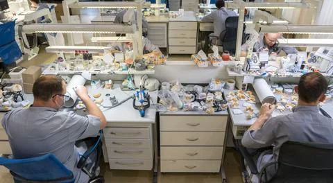 Dental technicians do jaws. Laboratory of partial dentures Foto stock