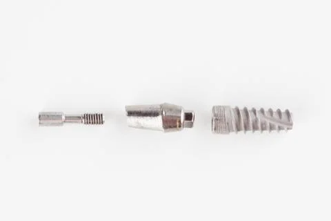 Dental titanium implant with locking elements Foto stock