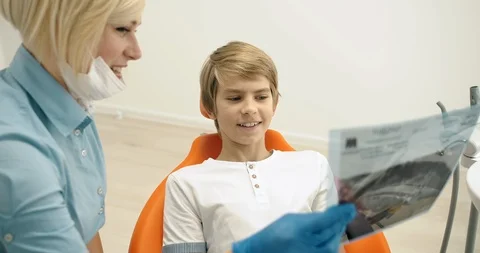 Dentist Making Kid X-ray 動画素材 116624717