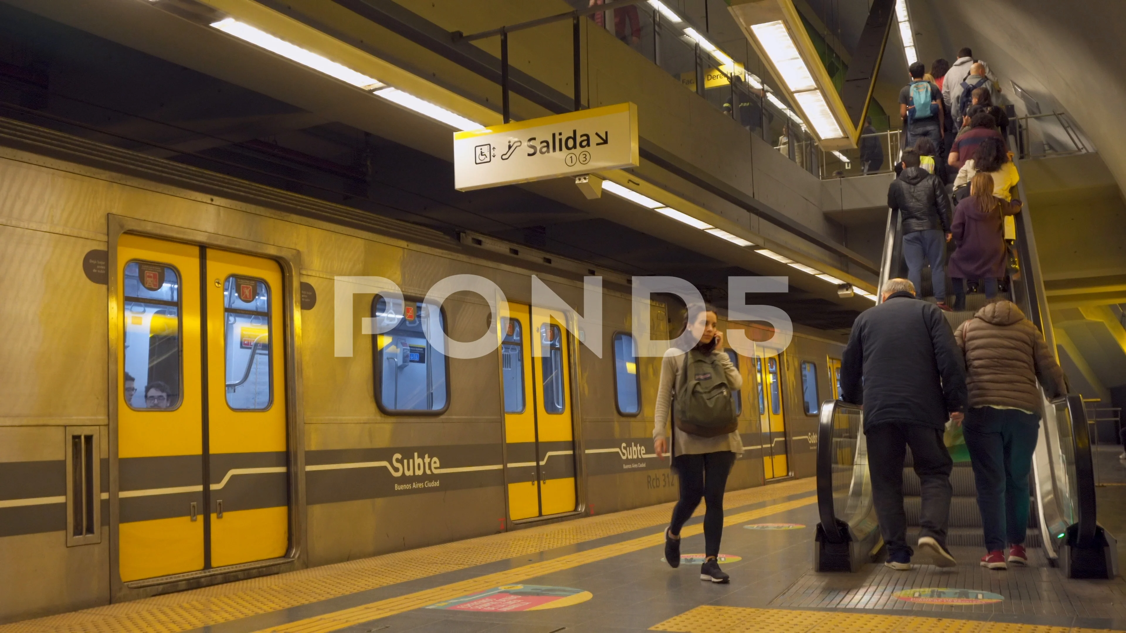 How to Take the Buenos Aires Subway