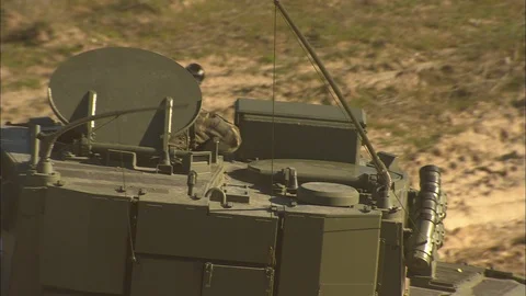 Deployment of battle tanks Видео 86851850