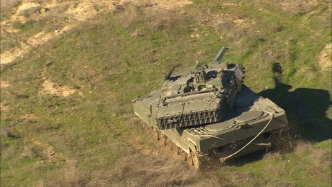 Deployment of battle tanks Видео 86852787