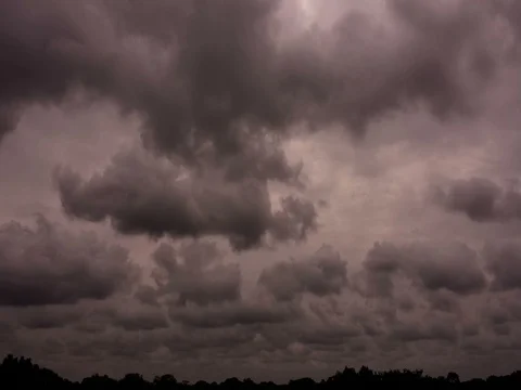 Depressing Sky Time Lapse (2160p 25fps) Stock Footage 77165704