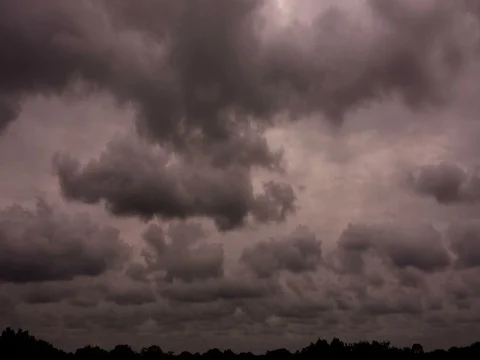Depressing Sky Time Lapse (2160p 24fps) Video stock 77165705