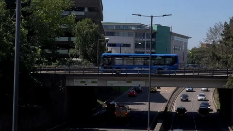 Derby city centre with traffic on the freeway UK 4K Stockbeeldmateriaal 111895978