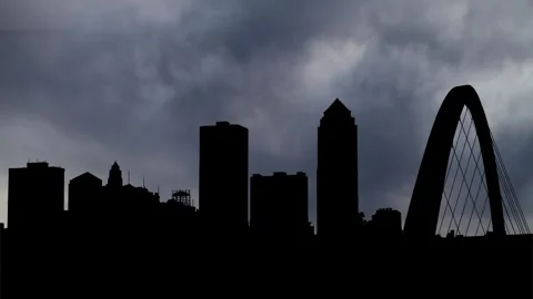 Des Moines Downtown Cityscape, Time Lapse at Sunrise with fast Clouds Stock Footage 279908555