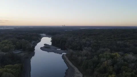 Des Moines River at Dawn Video stock 320134232