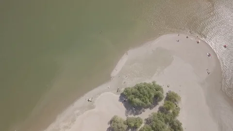 Descende to the island. Stock Footage 94366366