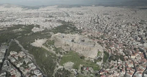 Descending Drone Flight with View of the Parthenon and Athens, Greece Vídeo Stock 344005277