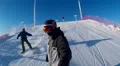 descent from the mountain on a snowboard Vidéos HD