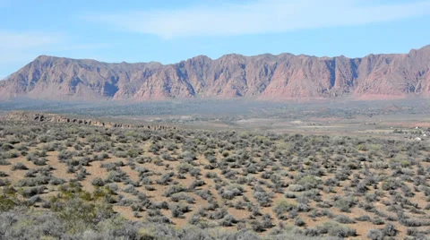 Desert Landscape Pan L to R Zoomed In Stock-Footage 32233552