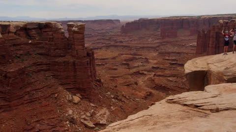 Desert Mountain Biking Riders Jumping for Joy Video stock 25211442