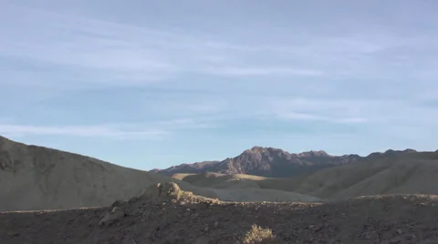 Desert Mountain Descent 動画素材 39616356