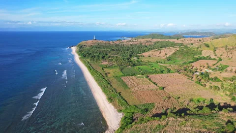 Desert Point coast beach, at the edge of West Sekotong, Lombok, Indonesia 库存影片 337437648