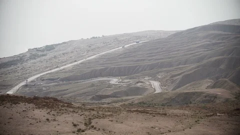 Desert road Stockbeeldmateriaal 87015644