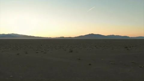Desert sunrise 動画素材 135615139