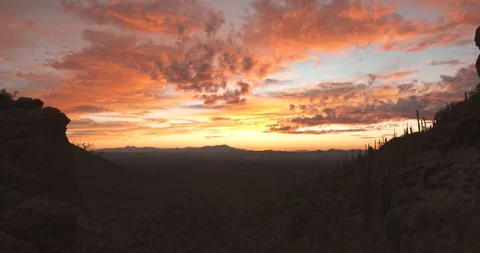 Desert Sunset 스톡 동영상 101110848