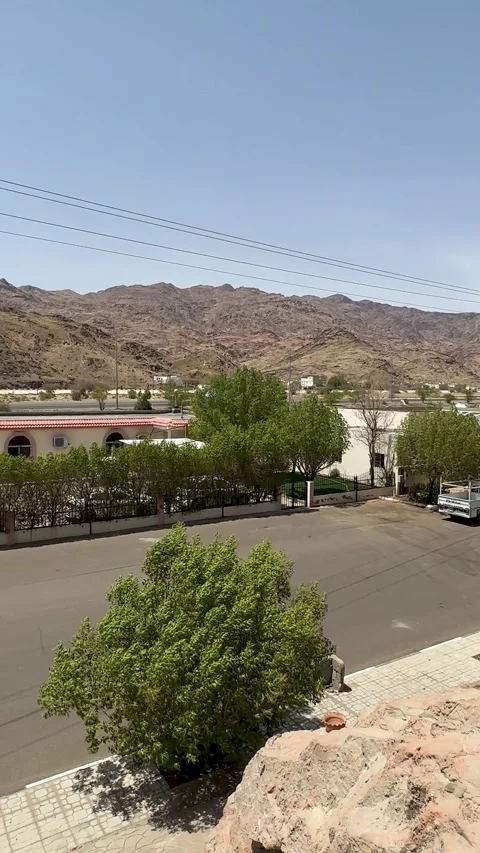 Desert Town Panorama from Rocky Cliffs with Brick Ruins Video stock 334784943