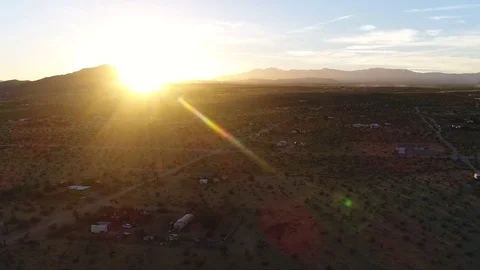 Desert town sunset Stockbeeldmateriaal 84329890