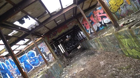 Deserted House with Graffiti 스톡 동영상 123983108