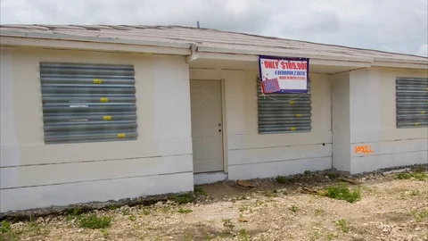 Deserted housing development. 4K 動画素材 105323708