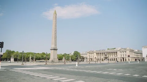 Deserted Place Concorde during coronavirus quarantine 4K Stock Footage 128384018