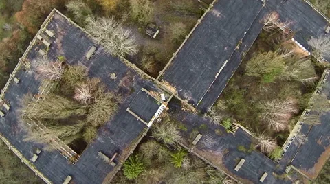 Deserted school in the city of Pripyat. Camera down. The rotation. 動画素材 58556711
