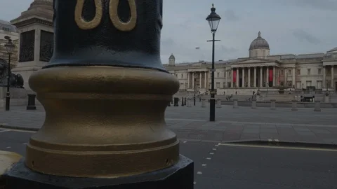DESERTED TRAFALGAR SQUARE 스톡 동영상 126785197