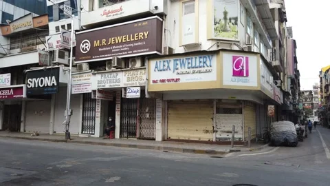 Deserted Zaveri Bazaar during Corona virus lockdown Vídeos de archivo 131362496