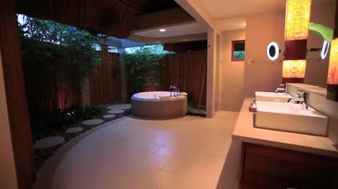 DESIGNER BATHROOM Vidéo 8861332