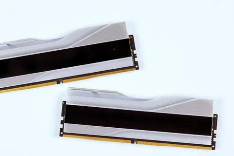 Desktop computer 288-Pin SDRAM DDR5 memory modules on a white background Foto stock