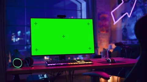 Desktop Gamer Computer with Green Screen | Stock Video | Pond5