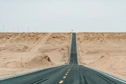 The desolate and lonely path of China Stockfoto's