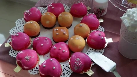 Dessert on the festive table Video stock 81319682