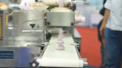 Dessert Maker automation Stock Footage 61445102