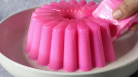 Dessert stroberry Stockbeeldmateriaal 242267280